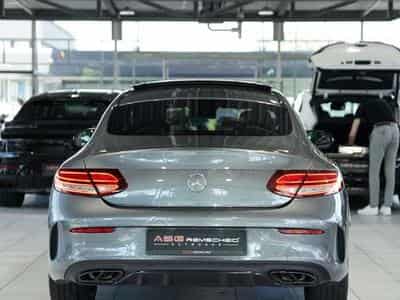 Mercedes C 300 Coupé AMG Line *Pano *Digital *Night (2019) - Foto 9