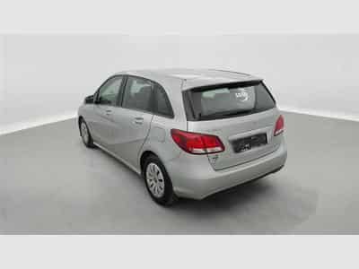 Mercedes B 180 B 180 d NAVI / FULL LED / CUIR (2018) - Foto 2