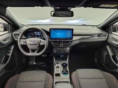 Ford Focus 1.5 EcoBlue 115cv PowerShift ST-Line NAVI / FULL LED / CAM (2025) - Photo 8