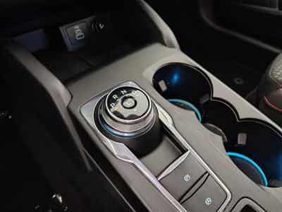 Ford Focus 1.5 EcoBlue 115cv PowerShift ST-Line NAVI / FULL LED / CAM (2025) - Photo 12