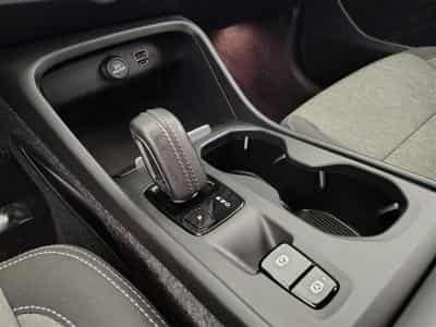 Volvo XC40 1.5 T2 129cv Geartronic Momentum NAVI / FULL LED / CAMERA (2020) - Foto 12