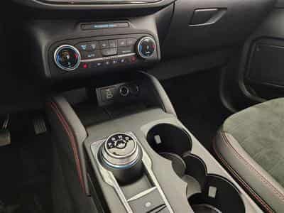 Ford Kuga 2.0 TDCi 120cv PowerShift ST-Line NAVI / FULL LED / CAMERA (2023) - Foto 12