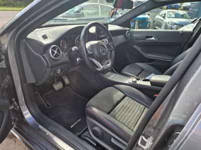 Mercedes A 200 AMG-Line (2017) - Photo 10