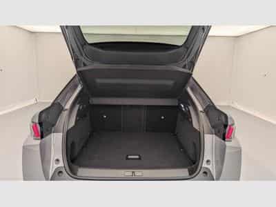 Peugeot 3008 Hybrid 145 e-DCS6 Allure (2025) - Foto 11