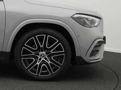 Mercedes GLA 180 AMG-Line (2025) - Photo 8