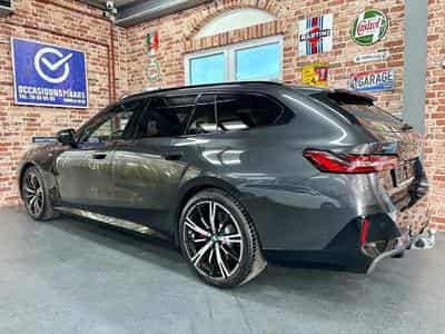 BMW 540 540dA Touring 3.0 303cv Auto xDrive M-SPORT PRO (2025) - Photo 2