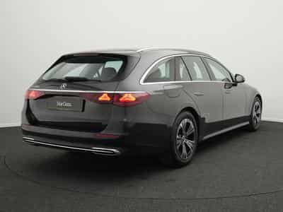 Mercedes E 220 d T Avantgarde LED+Kamera+AHK+Apple (2025) - Photo 3