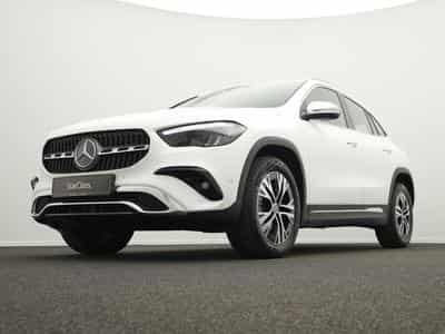 Mercedes GLA 180 Progressive LED+Kamera+Easypack (2025) - Foto 10