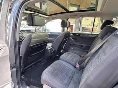 VW Touran 2.0 TDI 150CV HIGLINE LED PANORAMA (2016) - Foto 9