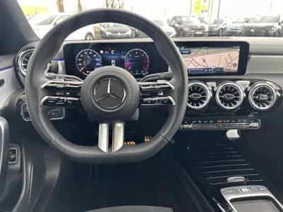 Mercedes CLA 200 CLA Shooting Brake 200 d 150ch AMG Line 8G-DCT NIGTH Edition (2025) - Foto 14
