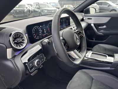Mercedes CLA 200 CLA Shooting Brake 200 d 150ch AMG Line 8G-DCT NIGTH Edition (2025) - Foto 8