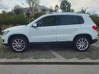 VW Tiguan Sport & Style 4Motion (2014) - Photo 4