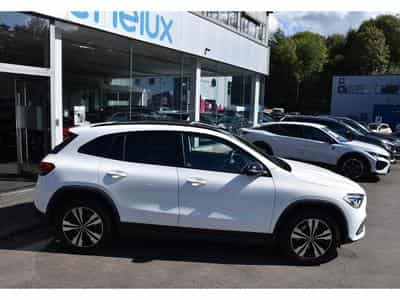 Mercedes GLA 200 Progressive 7G-Tronic PANO GPS CAM LANE (2020) - Photo 3