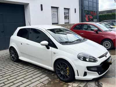 Abarth Punto Serie limitata 180 (2014) - Photo 4