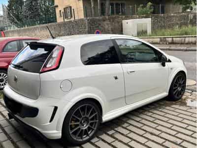 Abarth Punto Serie limitata 180 (2014) - Photo 6