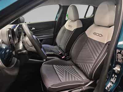 Fiat 600 Hybride 1.2 (2024) - Photo 10