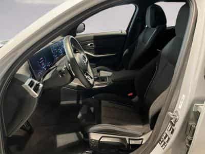 BMW 330 330d xDrive Touring (2025) - Photo 10