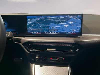 BMW 330 330d xDrive Touring (2025) - Photo 11
