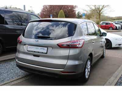 Ford S-Max TITANIUM CUIR LED NAVI (2017) - Photo 4
