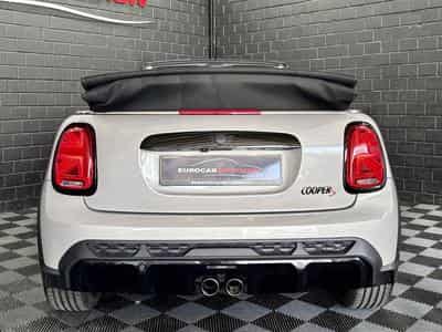 Mini Cooper S Cabriolet JCW 178 CV *CAM* *HARMAN* *TÊTE HAUTE* *CUIR* (2023) - Photo 6