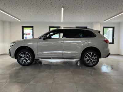 VW Touareg 3.0 TDI 210 kW 4Motion R-Line Final Edition (2026) - Foto 2