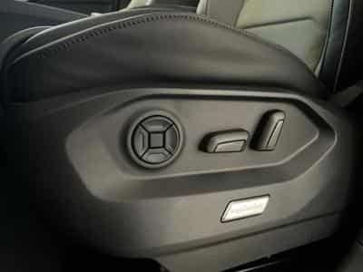 VW Touareg 3.0 TDI 210 kW 4Motion R-Line Final Edition (2026) - Foto 11