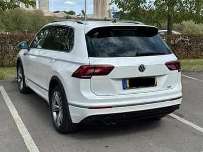VW Tiguan 2.0 TSI 180 ch 4MOTION DSG Highline R-Li (2018) - Foto 2