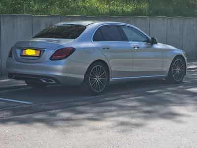 Mercedes C 220 Avantgarde (2019) - Foto 2