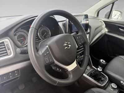 Suzuki S-Cross 1.4 GLX SUNROOF PACK 4WD (2023) - Foto 8