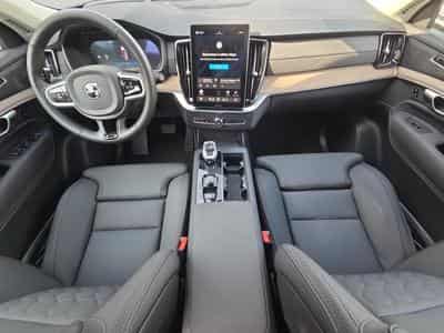 Volvo XC90 T8 Plus Dark Auto 2026 / Essence (2025) - Photo 10