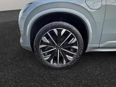 Volvo XC90 T8 Plus Dark Auto 2026 / Essence (2025) - Photo 14