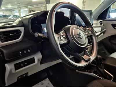 Suzuki Swift 1.2 GL+ MILD HYBRID AUTO LED NAVI (2025) - Photo 11