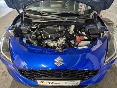 Suzuki Swift 1.2 GL+ MILD HYBRID AUTO LED NAVI (2025) - Photo 14