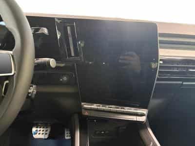 Renault Rafale 1.2 E-Tech Esprit Alpine E-Tech 4x4 plug-in hybrid 300 hp (2026) - Foto 11