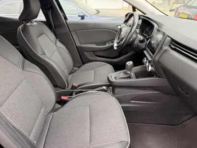 Renault Clio V 1.3 TCE AUTO 130CV INTENS (2020) - Foto 12