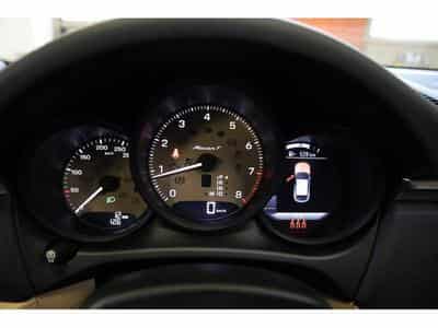 Porsche Macan T (2024) - Photo 4