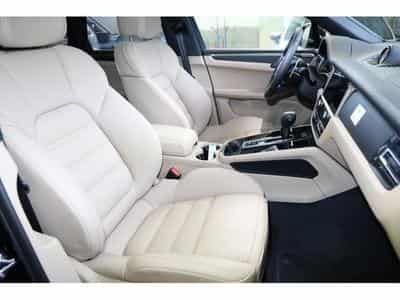 Porsche Macan T (2024) - Photo 10