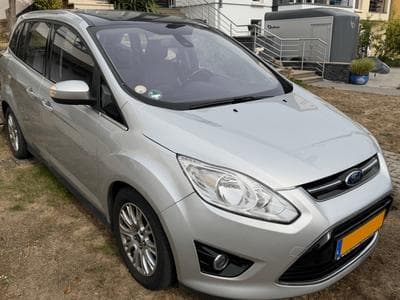 Ford C-Max Grand C-Max Titanium 2.0 TDCi (2011) - Photo 1