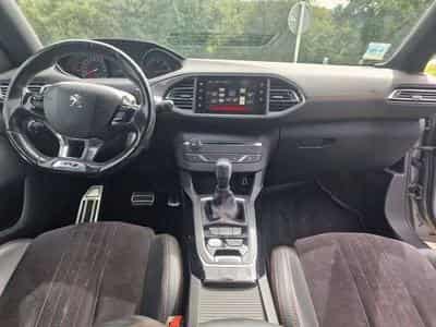 Peugeot 308 SW GT (2016) - Photo 4