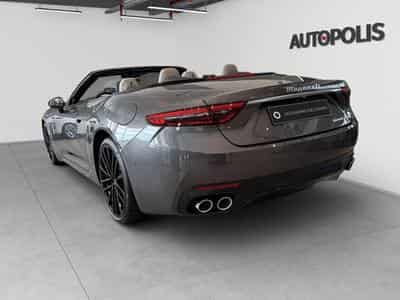 Maserati GranCabrio 3.0 V6 Modena 4x4 Aut. (2026) - Foto 13