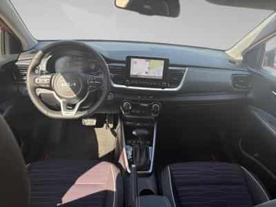 Kia Stonic 1.0 T 100 GT Line DCT (2025) - Photo 5