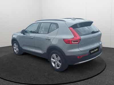 Volvo XC40 Essentiel B3 Mild Hybrid (2025) - Photo 5