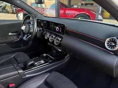 Mercedes A 220 Amg line 2.0L 190ch/Camera/Sièges chauffants/GPS (2019) - Photo 8
