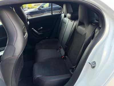 Mercedes A 220 Amg line 2.0L 190ch/Camera/Sièges chauffants/GPS (2019) - Photo 11