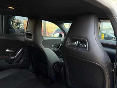 Mercedes A 220 Amg line 2.0L 190ch/Camera/Sièges chauffants/GPS (2019) - Photo 12