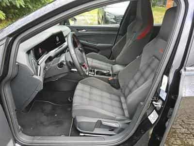 VW Golf GTI 2.0 TSI 245CV DSG7 * MATRIX * BLACK STYLE* BLACK STYLE* (2023) - Foto 6