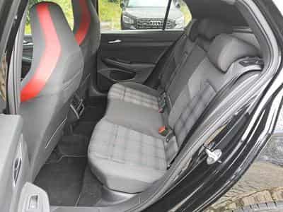 VW Golf GTI 2.0 TSI 245CV DSG7 * MATRIX * BLACK STYLE* BLACK STYLE* (2023) - Foto 7