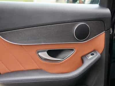 Mercedes C 200 AMG (2019) - Photo 12