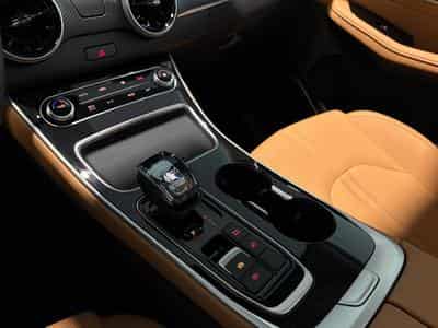 Forthing T5 hybrid 1.5 HEV FULL HYBRID (2026) - Photo 10