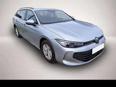VW Passat (2025) - Photo 1